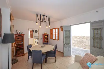 3 bedroom House for Sale in Guaro-61422