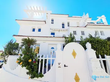 5 bedroom House for Sale in Benalmadena