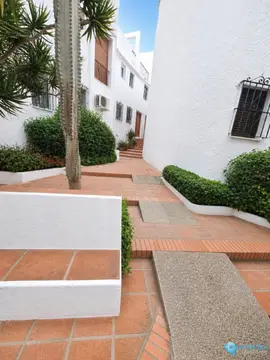 2 bedroom Apartment for Sale in La Duquesa-61511