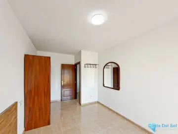 1 bedroom Apartment for Sale in Almogía-61540