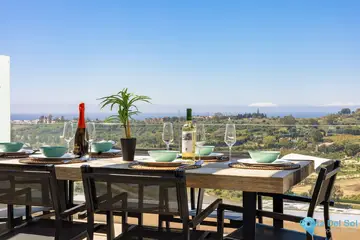 3 bedroom Apartment for Sale in Cancelada-102061