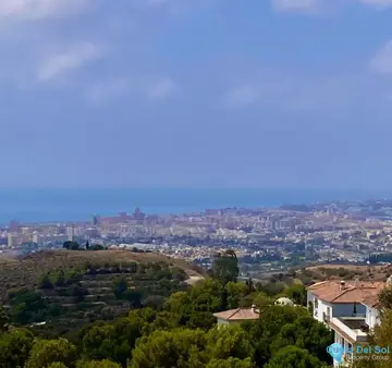 720m2 Plot for Sale in Mijas