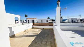 2 bedroom House for Sale in Manilva-62430