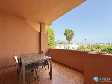 2 bedroom Apartment for Sale in Benahavís-63080
