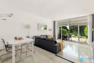 2 bedroom House for Sale in Aloha-102154