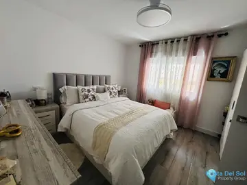 3 bedroom Apartment for Sale in Las Lagunas-63348