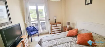 2 bedroom Apartment for Sale in La Duquesa-63600