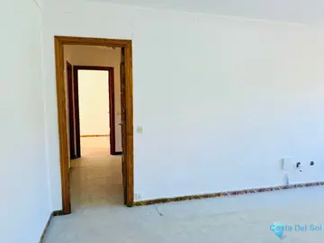 3 bedroom Apartment for Sale in Estepona-63780