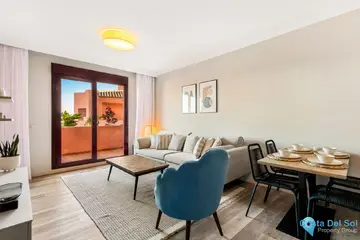 2 bedroom Apartment for Sale in Benahavís-64326