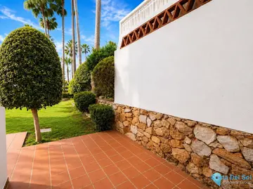 2 bedroom Apartment for Sale in Alhaurín el Grande-64814