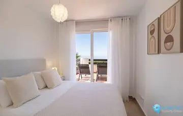 2 bedroom Apartment for Sale in La Duquesa-64983