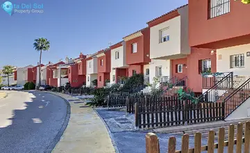 3 bedroom House for Sale in Selwo-670