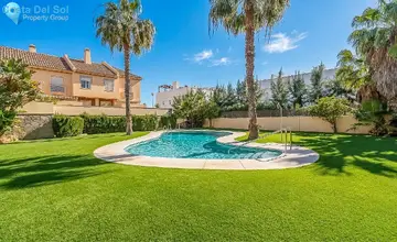 4 bedroom House for Sale in Calahonda-712