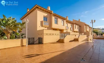4 bedroom House for Sale in Calahonda-716