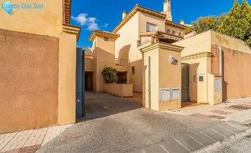 4 bedroom House for Sale in Calahonda-718
