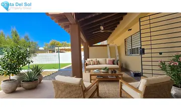 4 bedroom House for Sale in Calahonda-721