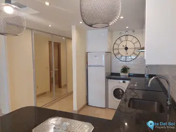 2 bedroom Apartment for Sale in Benahavís-65447