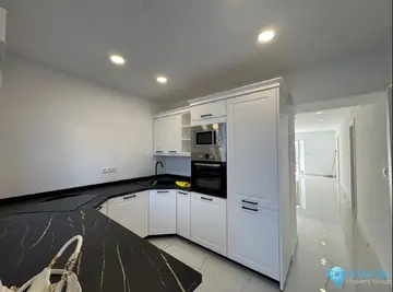 4 bedroom Apartment for Sale in Alhaurín el Grande-65508