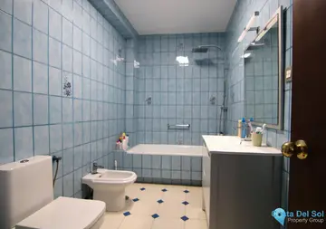 6 bedroom House for Sale in Coín-65858