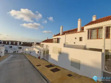 2 bedroom House for Sale in Doña Julia
