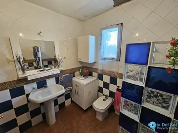 2 bedroom House for Sale in Casares-67077