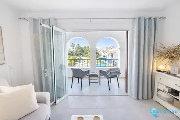 2 bedroom Apartment for Sale in La Duquesa-67082