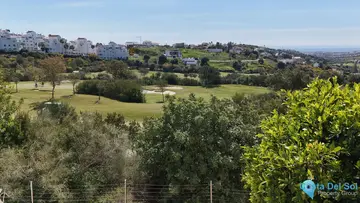 2 bedroom Apartment for Sale in Estepona-67170