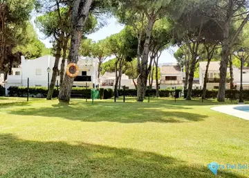 2 bedroom Apartment for Sale in New Golden Mile
