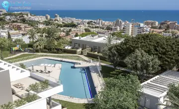 2 - 3 bedroom Apartment for Sale in Torremolinos-932