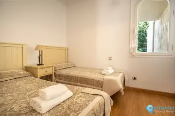 2 bedroom Apartment for Sale in New Golden Mile-67950