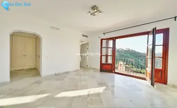 3 bedroom House for Sale in Benahavís-985