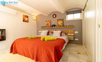 3 bedroom House for Sale in Málaga-1030