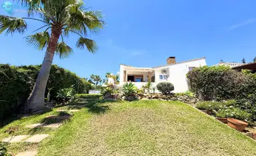 2 bedroom House for Sale in Estepona-1094