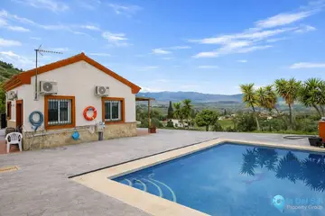 2 bedroom House for Sale in Coín-105709