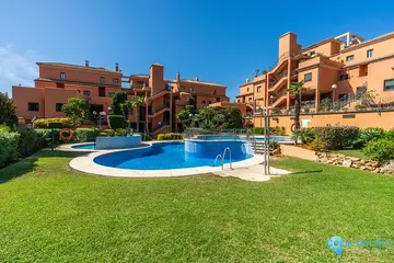 2 bedroom Apartment for Sale in Elviria