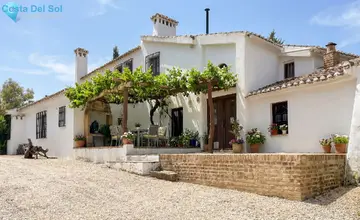 6 bedroom House for Sale in Villanueva del Rosario-1147