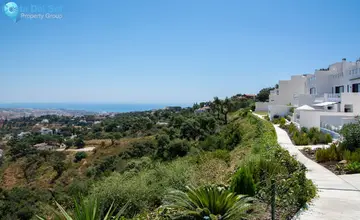 4 bedroom House for Sale in La Mairena