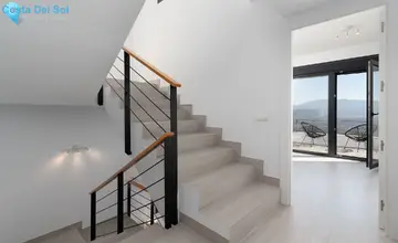 4 bedroom House for Sale in La Mairena-1792