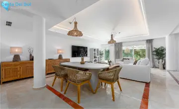 3 bedroom Apartment for Sale in San Roque-1946