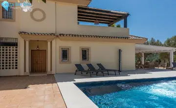 3 bedroom Apartment for Sale in San Roque-1951
