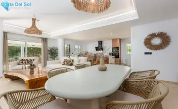 3 bedroom Apartment for Sale in San Roque-1953