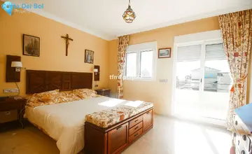 4 bedroom Apartment for Sale in San Roque Club-1959