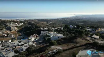 606m2 Plot for Sale in Mijas-105949
