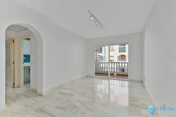 2 bedroom Apartment for Sale in Marbella-78409