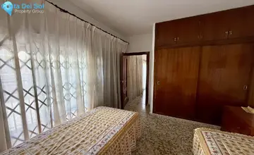 8 bedroom Apartment for Sale in Los Boliches-2080