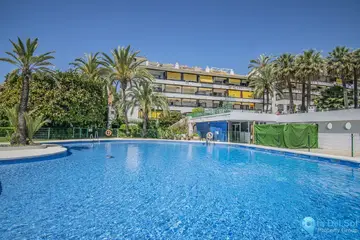 1 bedroom Apartment for Sale in The Golden Mile