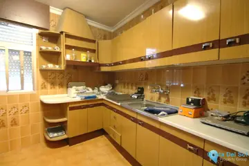 5 bedroom Apartment for Sale in Guaro-106108