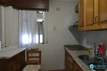 5 bedroom Apartment for Sale in Guaro-106111