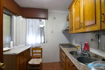 5 bedroom Apartment for Sale in Guaro-106113