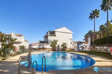 3 bedroom House for Sale in Lauro Golf-106117